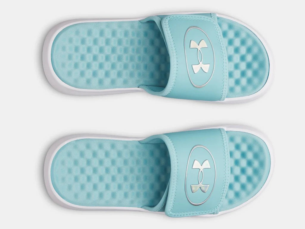 Sandales UA Ignite Pro 8 - Under Armour bleu clair avec sangle réglable, semelle à mémoire de forme, vue de dessus