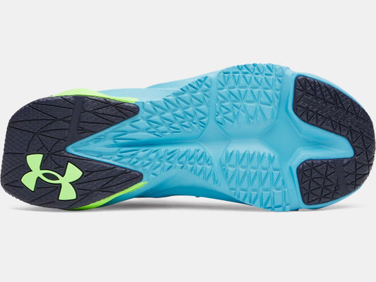 Semelle bleue clair détail noir et vert fluo des Espadrilles UA Scramjet 7 - Under Armour, vue de dessous.