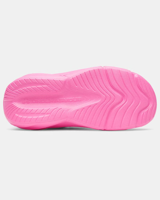 Semelle extérieure rose vif en caoutchouc, détail de la texture antidérapante, vue de dessous des Espadrilles Surge 5 - Under Armour.