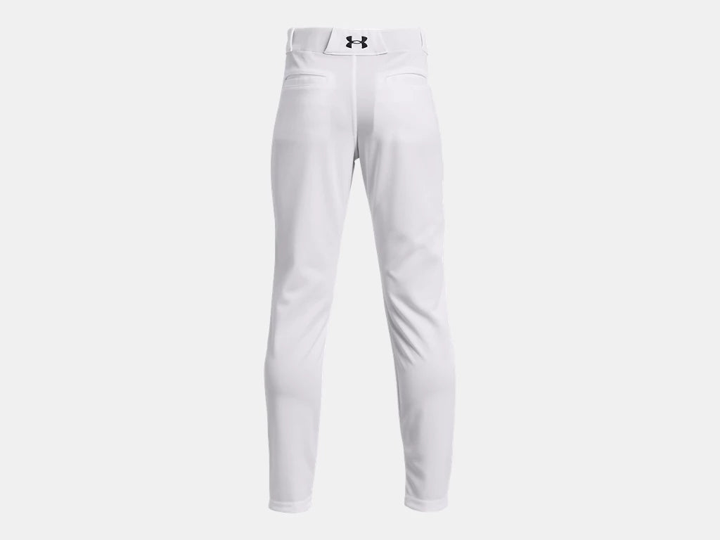Pantalon de baseball UA Utility - Under Armour blanc en tissu léger, vue de dos, ceinture avec logo, style performance enfant garçon