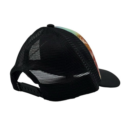 Casquette - Roxy en filet noir avec visière plate noire, imprimé coloré sur le devant, vue de profil arrière.