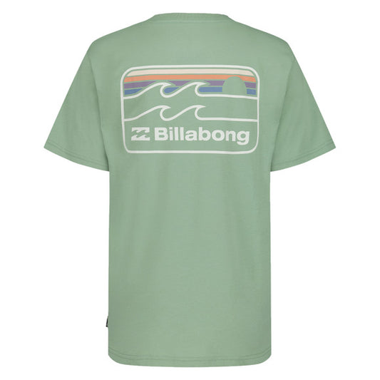 T-Shirt - Billabong vert sauge en coton jersey avec logo vague et coucher de soleil, vue de face et de dos.