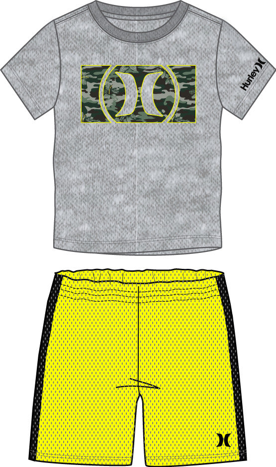 Ensemble - Hurley garçon tee-shirt gris avec logo camouflage vert et short filet jaune à bandes noires, vue de face.