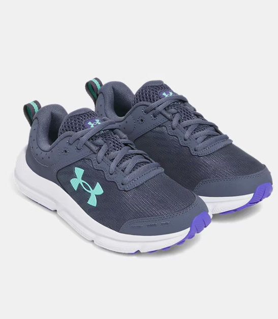 Espadrilles - Assert 10 Under Armour bleu marine et violet avec logo vert menthe, mesh respirant, pour fille, vue de trois quarts face.