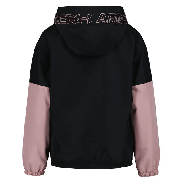 Manteau Mi-Saison - Under Armour noir et rose poudré, capuche avec logo, coupe-vent, pour fille, vue de dos.