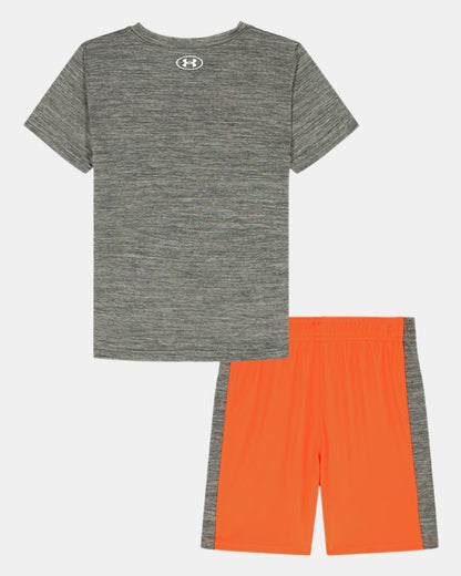Ensemble Short - Under Armour pour homme, t-shirt gris chiné et short orange avec bandes latérales grises, 100% polyester
