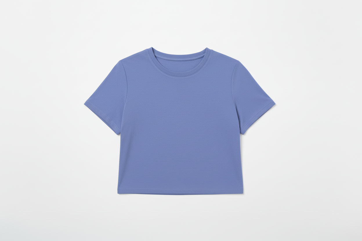 T-Shirt Crop top - M.I.D violet uni en polyester élasthane, coupe courte, manches courtes, vue de face.