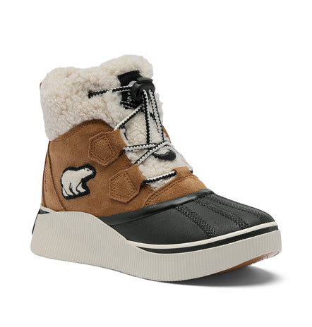 Bottes Mi-Saison Out N About - Sorel marron et noir avec doublure en fausse fourrure crème, détail logo ours, style mi-saison, vue de trois quarts.