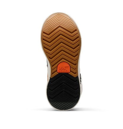 Semelle antidérapante marron et noire avec logo orange, vue de dessous des Bottes Mi-Saison Out N About - Sorel.