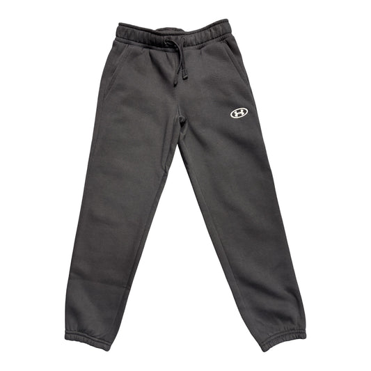 Pantalon UA Rival Fleece - Under Armour gris foncé en molleton doux, style jogging avec taille élastique et cordon, vue de face.