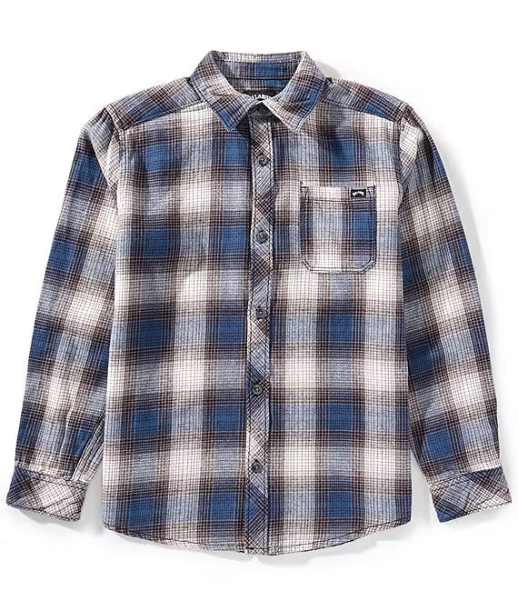 Chemise - Billabong à carreaux bleu, blanc et marron en coton, manches longues, pour garçon, vue de face.