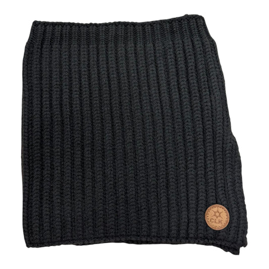 Cache-cou d'hiver - Calikids noir en tricot côtelé avec étiquette décorative, vue de face