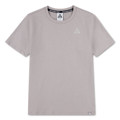 T-Shirt ACG Dri-FIT Planet Earth Tee - Nike gris clair à manches courtes avec logo ACG discret vue de face
