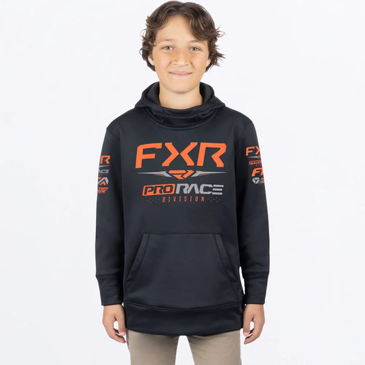 Hoodie Youth Race Division - FXR noir à capuche, motifs orange et poche kangourou, porté par un garçon, vue de face