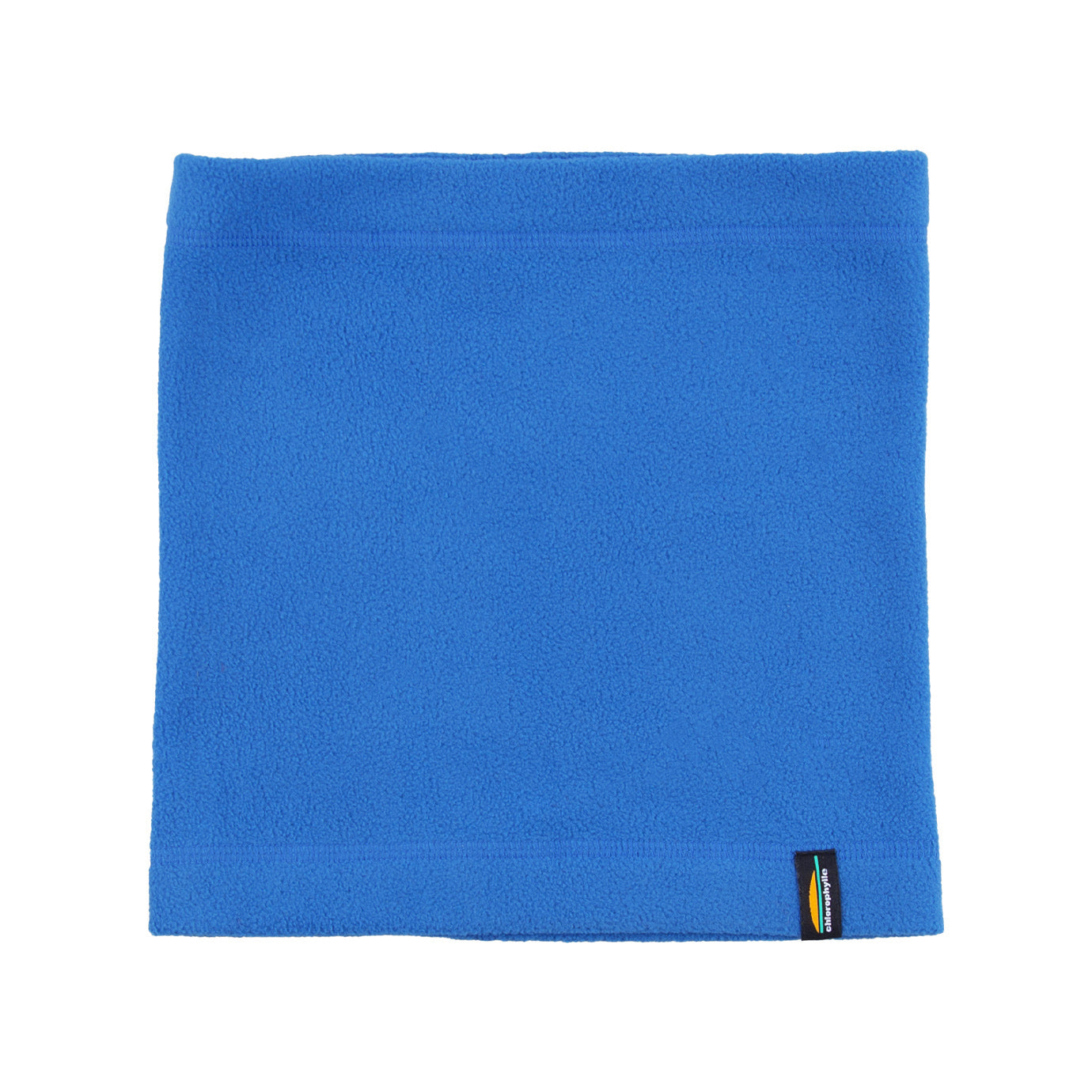 Cache-Cou d'hiver - Chlorophylle en tissu polaire bleu roi, détail du textile doux et chaud, vue de face.