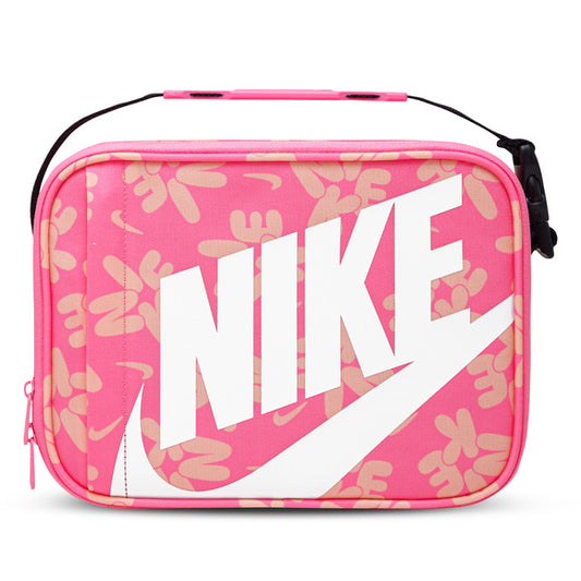 Trousse de toilette rectangulaire rose avec motifs beige, grand logo NIKE blanc, poignée de transport, vue de face.