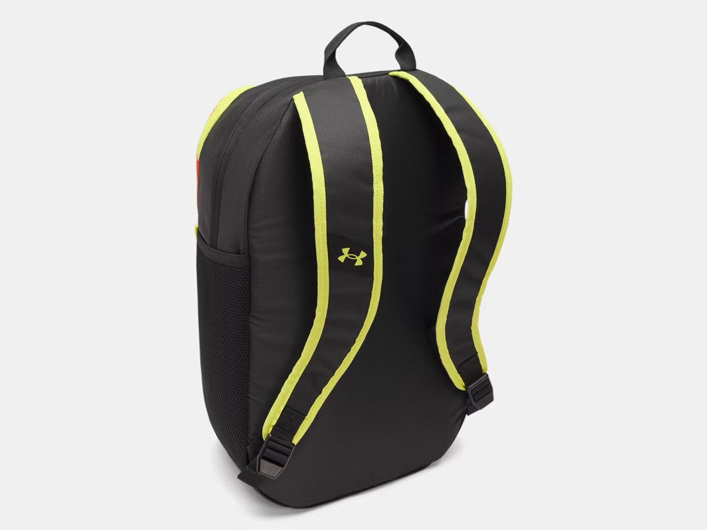 Sac à dos UA Hustle Sport 6.0 - Under Armour noir avec bandes jaunes fluo sur les bretelles, en polyester, vue de dos.