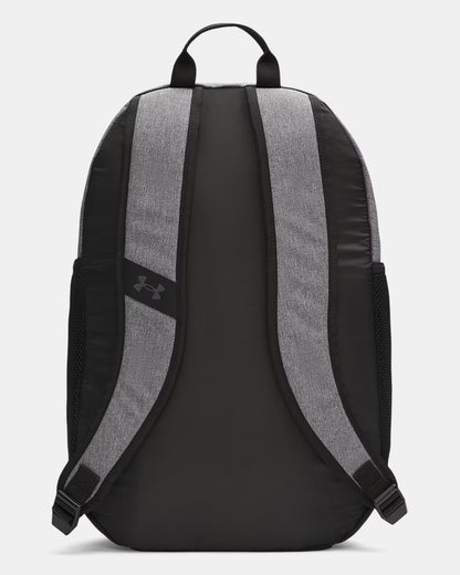 Sac à dos UA Hustle Sport 6.0 - Under Armour (Copie) vue de dos, noir et gris, avec bretelles rembourrées en tissu résistant, style sportif unisexe.