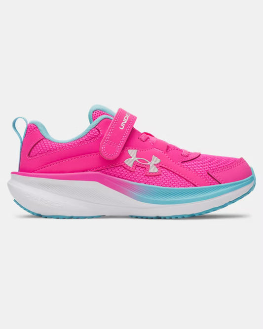 Espadrilles UA Assert 11 AC - Under Armour en mesh rose vif avec détails bleu clair, semelle blanche, vue de profil enfant.