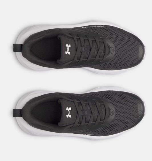 Espadrilles UA Rogue 6 - Under Armour noires en mesh respirant avec semelle blanche, vue de dessus, modèle adulte.