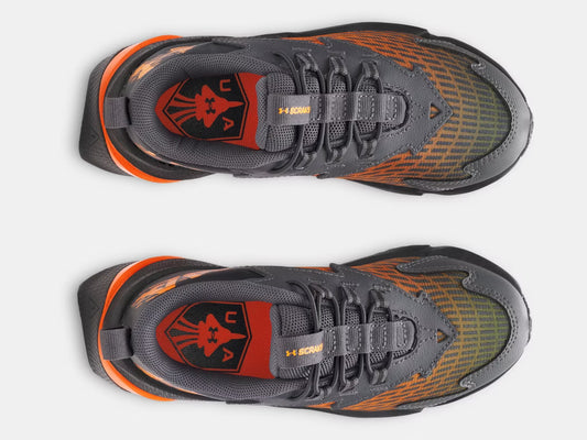 Espadrilles UA Scramjet 7 - Under Armour, tige mesh grise et orange, semelle EVA, vue dessus, taille adulte.
