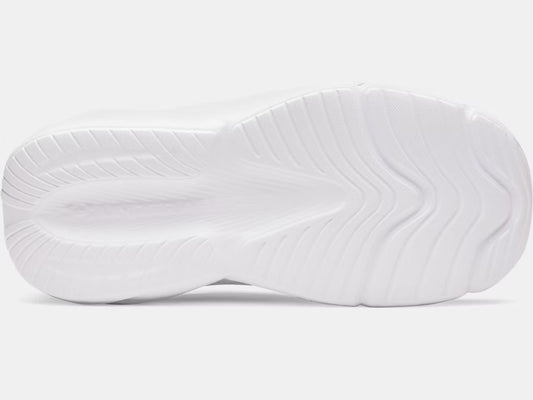 Semelle blanche avec motif de rainures antidérapantes, vue de dessous, pour Espadrilles Surge 5 - Under Armour.