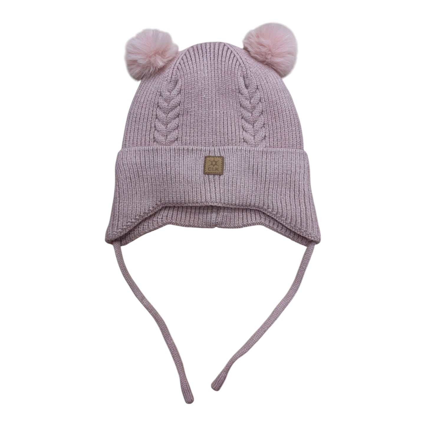 Tuque d'hiver - Calikids rose poudré en tricot avec deux pompons et torsades pour enfant vue de face avec cordons d'attache