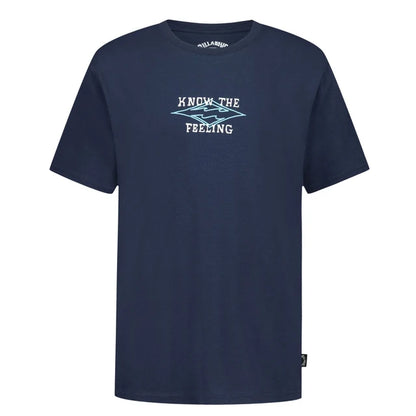 T-Shirt - Billabong bleu marine en coton avec inscription blanche et motif vague bleu clair, coupe classique, vue de face.
