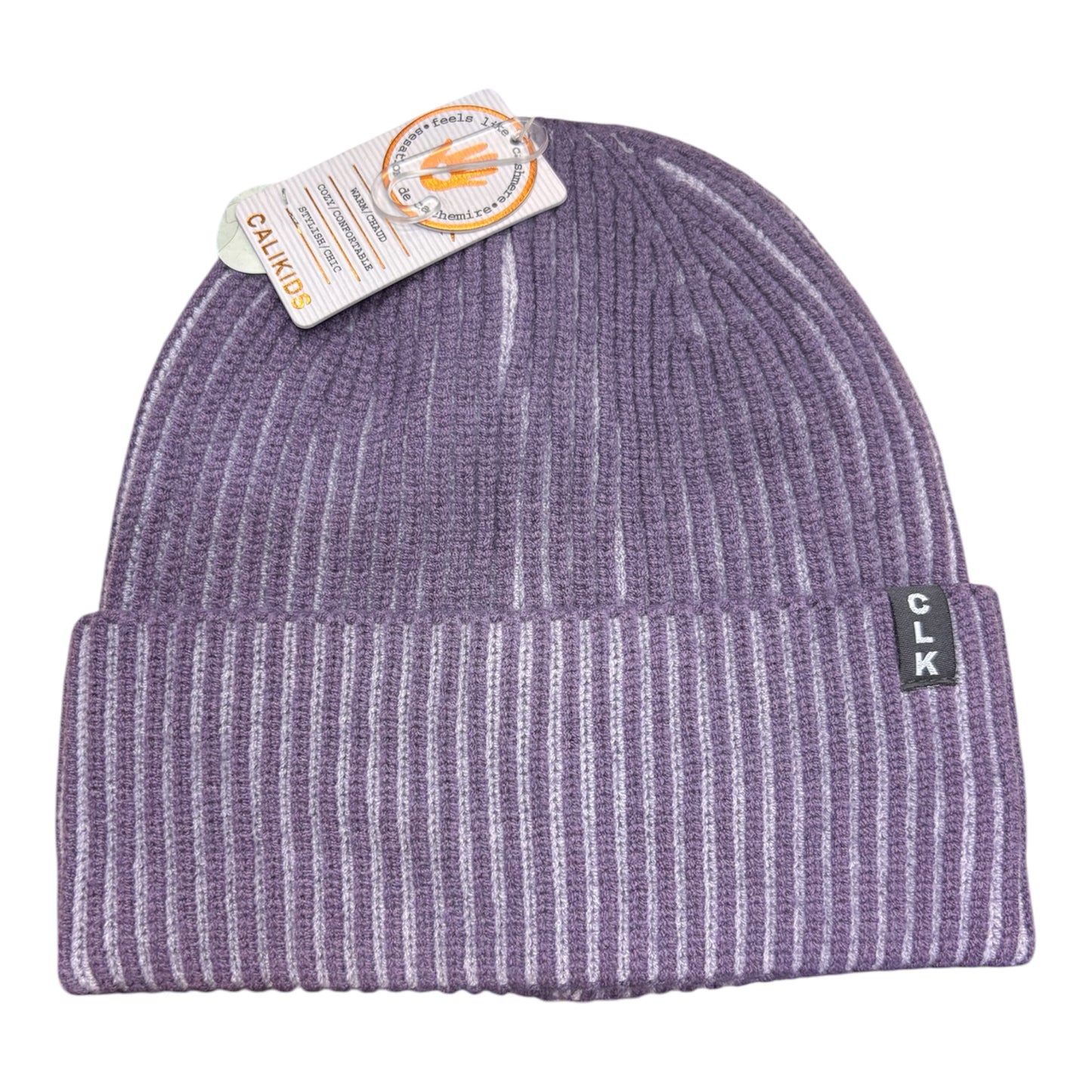 Tuque d'hiver - Calikids en tricot côtelé violet avec revers replié et étiquette latérale vue de face