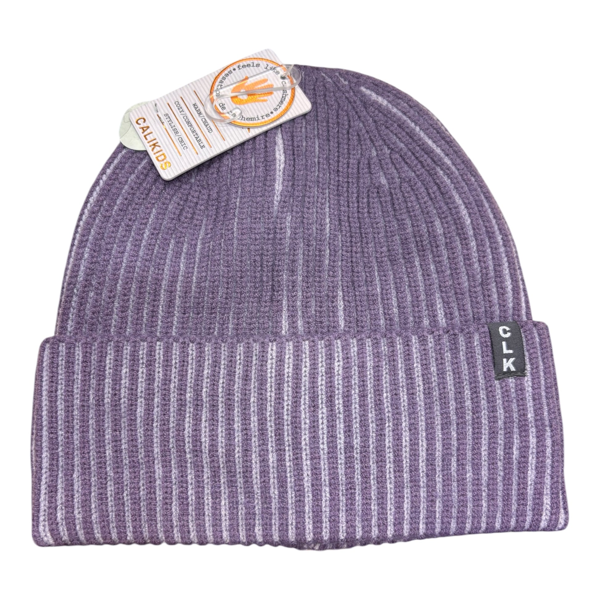 Tuque d'hiver - Calikids en tricot côtelé violet avec revers replié et étiquette latérale vue de face