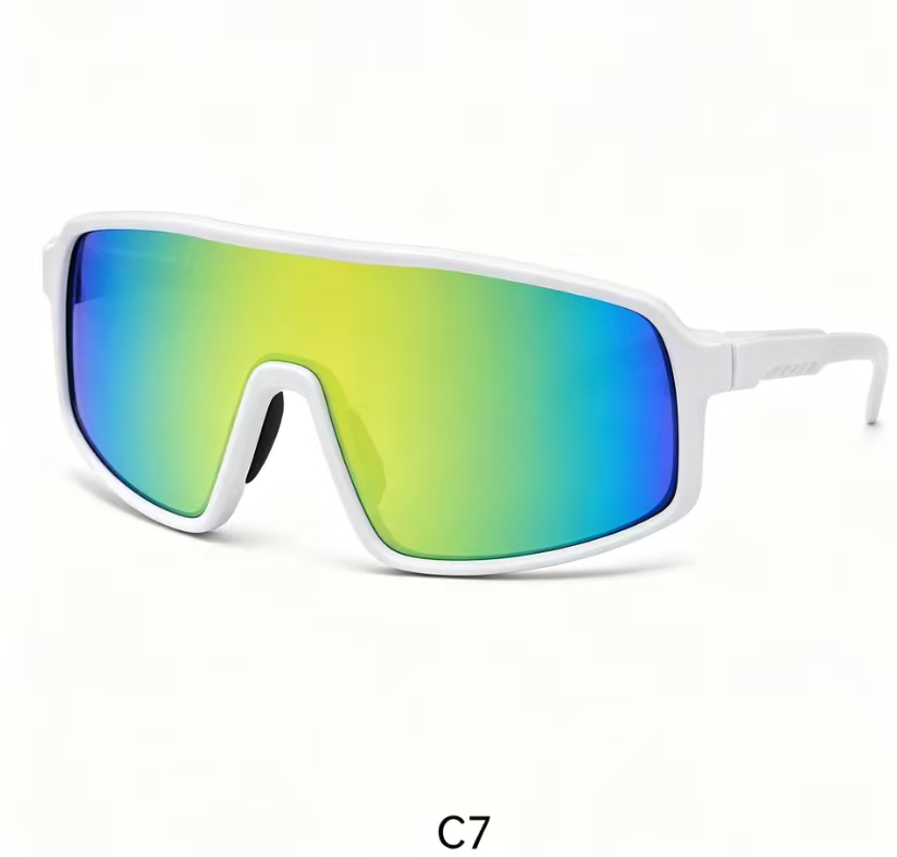 Lunettes de soleil - Kids avec monture blanche en plastique et large verre miroir dégradé bleu vert, pour enfant, vue de face.
