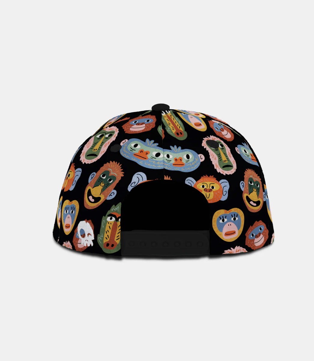 Casquette - Headster noire avec motifs colorés de visages de singes, vue de dos, textile souple, taille enfant.