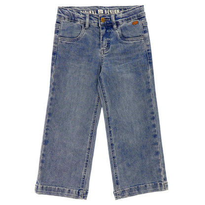 Jeans - Nanö en denim bleu clair pour enfant, coupe droite, vue de face sur fond blanc.