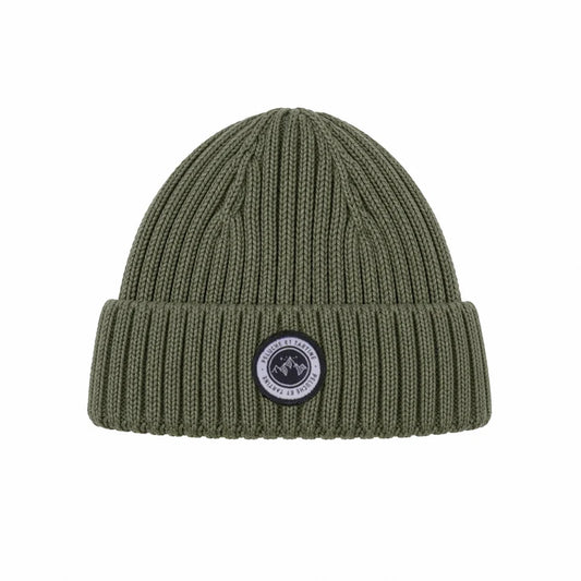 Tuque d'hiver - Peluche & Tartine en tricot côtelé vert kaki avec revers et écusson rond vue de face