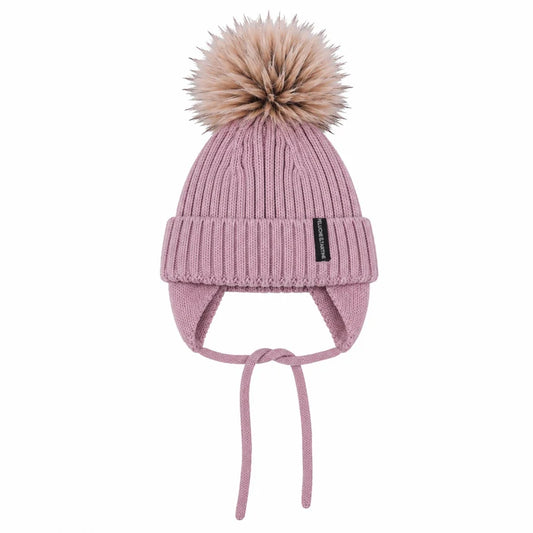 Tuque d'hiver - Peluche & Tartine rose en tricot avec pompon et couvre-oreilles à liens pour enfant vue de face