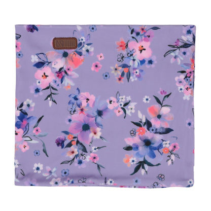 Cache-Cou - Nanö en tissu lilas avec motifs floraux roses, bleus et blancs, accessoire doux pour enfant, vue de face.