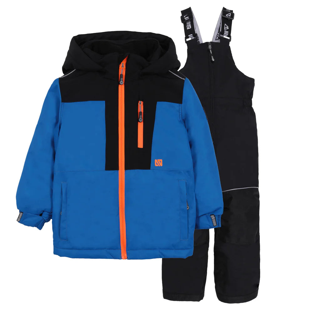 Habit de neige Chris - Nanö bleu et noir avec zip orange, ensemble enfant comprenant veste à capuche et pantalon à bretelles, vue de face