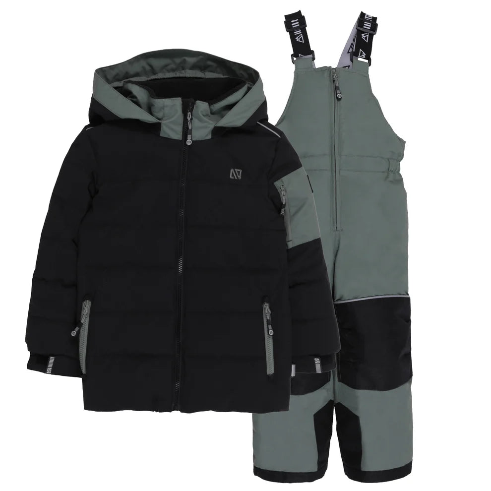 Habit de neige - Nanö noir et gris à capuche et pantalon à bretelles, isolation doublée, pour enfant, vue de face sur fond blanc.