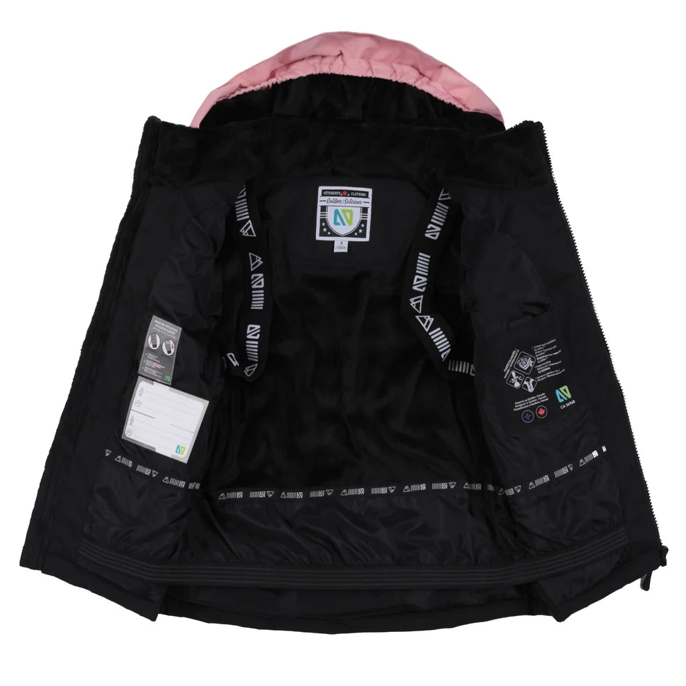 Habit de neige Tiffany - Nanö noir avec intérieur doux et capuche rose, vue détaillée de l'intérieur, pour enfant.