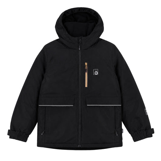 Manteau d'hiver - Snö noir avec capuche intégrée, fermeture zippée et poches avant, pour enfant, vue de face.