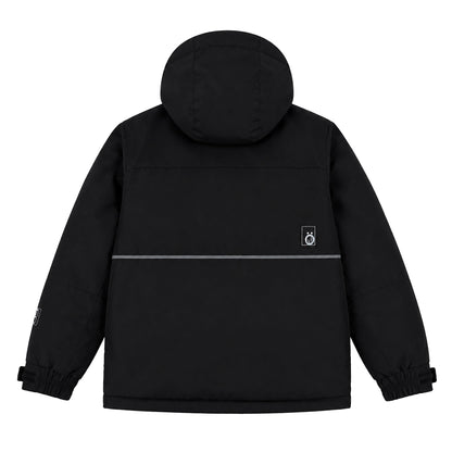 Manteau d'hiver - Snö noir avec capuche, détail réfléchissant gris, matériau isolant, pour enfant, vue de dos.