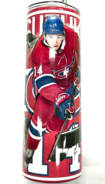 Bouteille isotherme - Suzuki rouge avec joueur de hockey en équipement bleu et blanc, impression HD, vue de face.