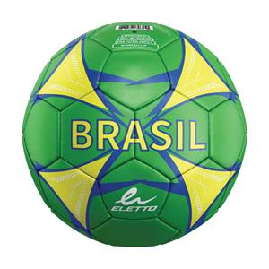 Ballon de soccer Brazil - Eletto vert et jaune avec inscription Brasil, surface synthétique, vue de face, taille standard adulte.