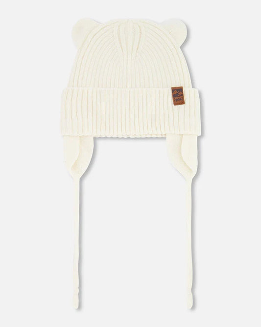 Tuque Mi-Saison - Deux Par Deux blanche en tricot côtelé avec oreilles 3D et cordon, pour bébé, vue de face.