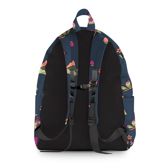 Sac à dos Midnight Meadow - Headster bleu marine avec motifs de fraises et fleurs colorées, vue de dos, bretelles réglables, pour enfant.