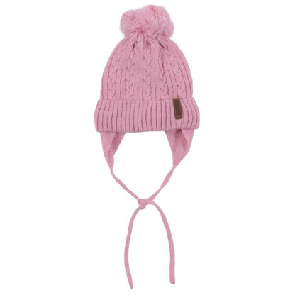 Tuque d'hiver - Nanö rose en tricot torsadé avec pompon et doublure, conçue pour enfant, vue de face avec cordons à nouer.