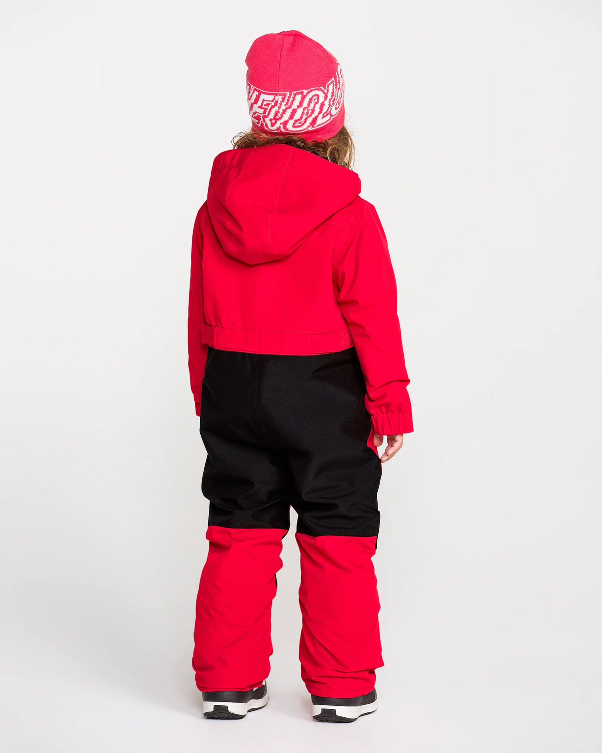 Habit de neige Little Flurry - Volcom rouge et noir pour enfant avec capuche et tuque assortie vue de dos