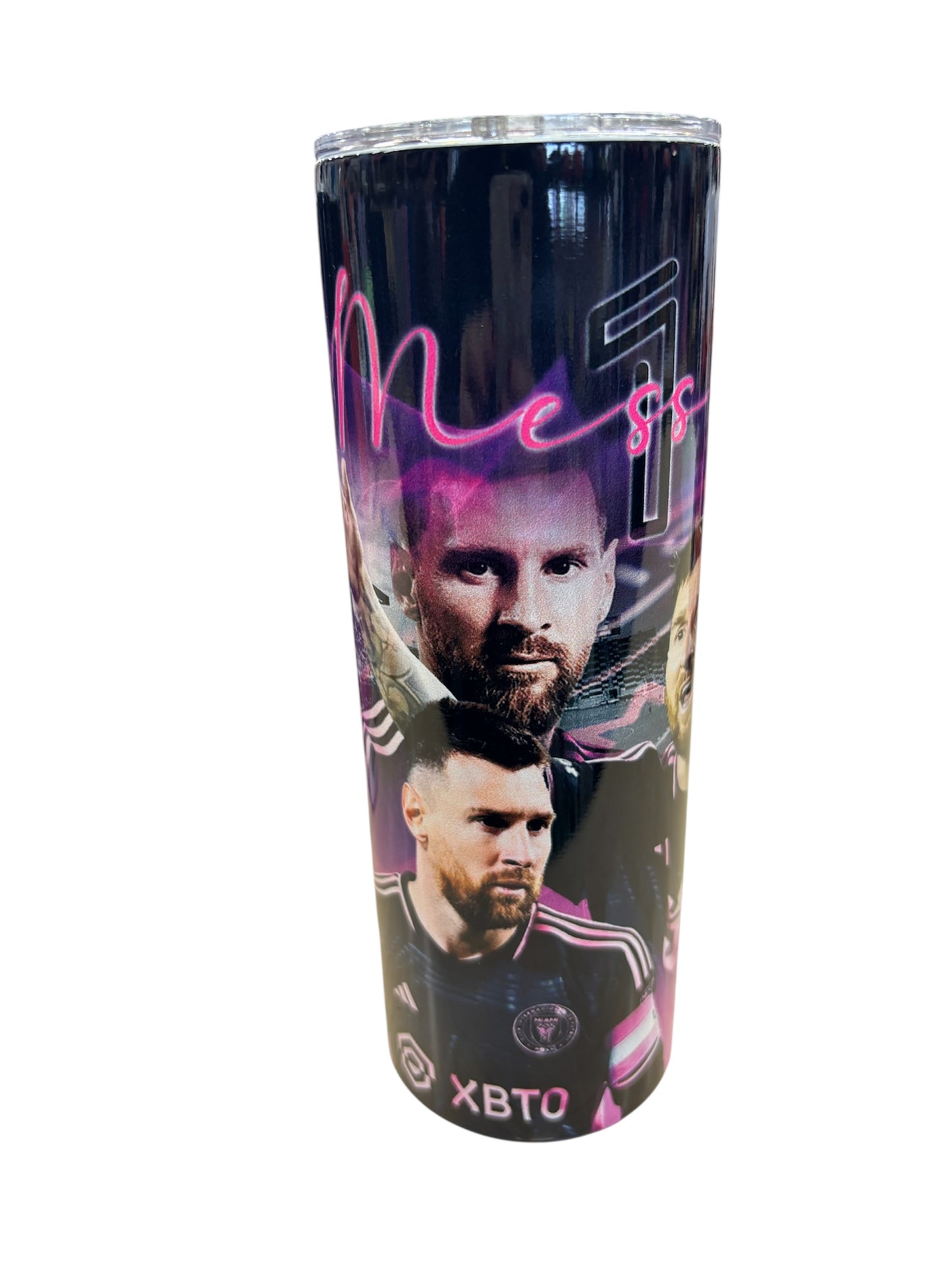 Bouteille isotherme - Messi design noir et violet avec plusieurs portraits de Messi, vue de face, acier inoxydable.