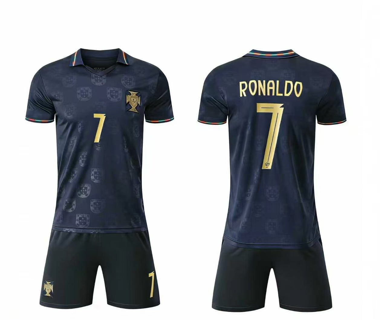 Ensemble de soccer Portugal - Ronaldo bleu marine et or en polyester, coupe enfant, vue de face et dos avec numéro 7 et nom Ronaldo.