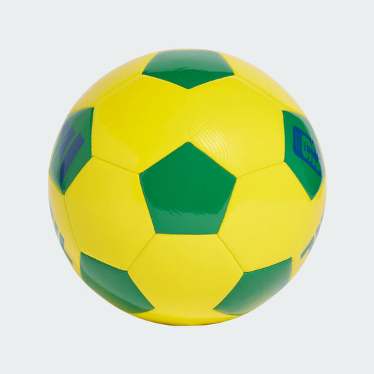 Ballon FIFA World Cup 26 Official Brazil Club - Adidas jaune et vert en matériau synthétique, vue de face.